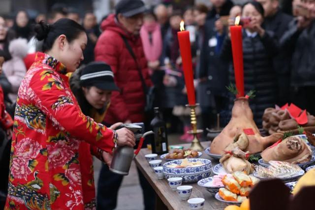 春節(jié)去烏鎮(zhèn)好玩嗎？——一場(chǎng)文化與自然的交織之旅，春節(jié)烏鎮(zhèn)游，文化與自然的完美交織之旅